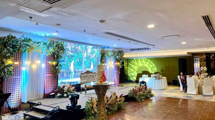 LED Wall for Wedding Lights and Sounds For Special Events