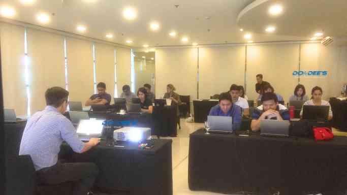 Laptop Rental For Training Laptop Rental For Training & Seminar